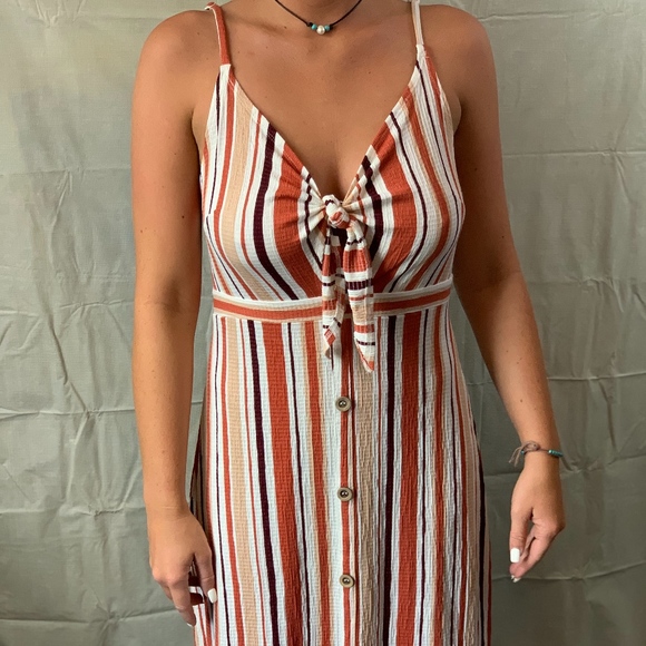 Love Tree Dresses & Skirts - NWOT. striped boho dress